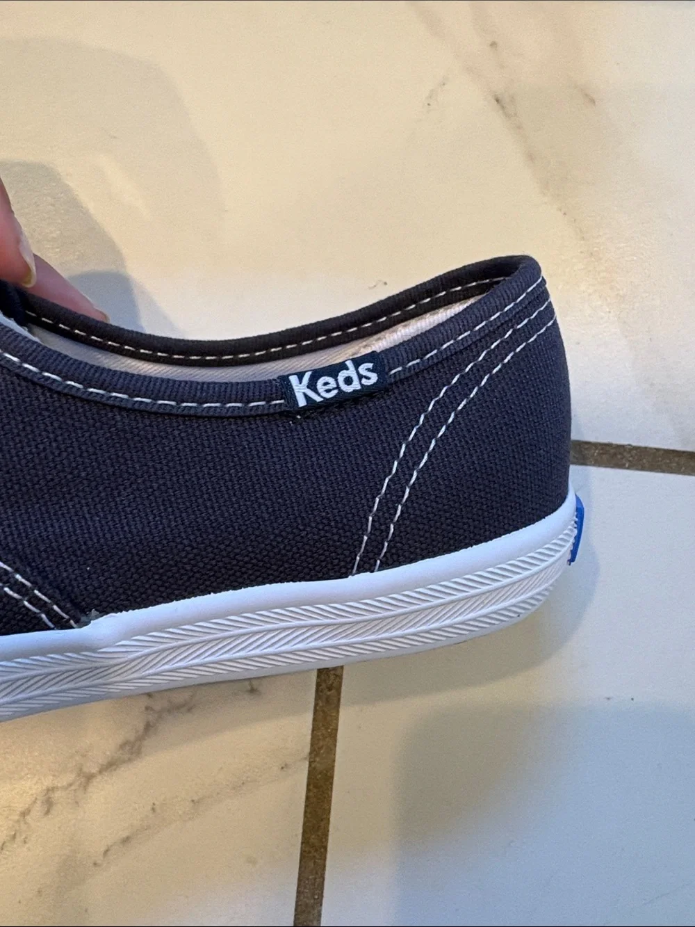 Women’s Keds Classic Champion Navy Canvas Lace-Up Sneakers - NIB size 5